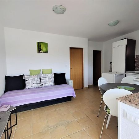 Apartman Kristina Връбник Екстериор снимка